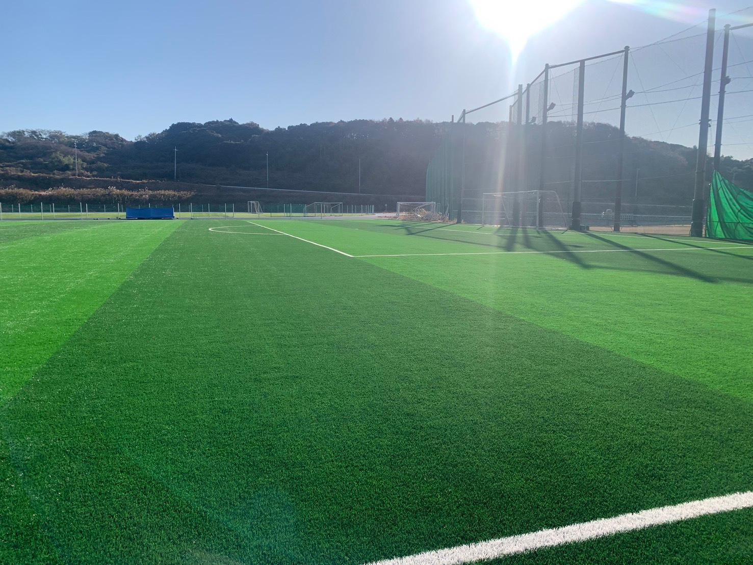 「サッカー場は単なる練習場ではない」――創部25年で国立の舞台へ、鹿島学園・鈴木雅人監督が描く“欧州型”コミュニティ論