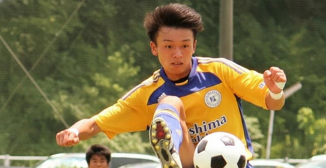 「挫折こそ、最強の才能だ」――上田綺世と鹿島学園、日本の若き才能を支えた鈴木雅人監督「再生」のマネジメント